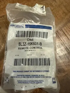 8L3Z-15K601 FORD Remote Control Keyless Transmitter
