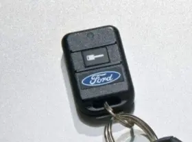 EE8Z-19G364-A FORD ACCESSORIES Remote Start Fiesta